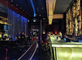 Glo Cocktail Bar