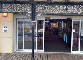 Pier Beach Bar