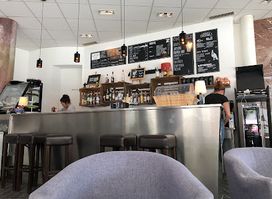 Piazza Bar