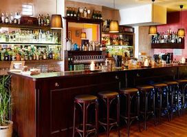 JM Cocktail Bar