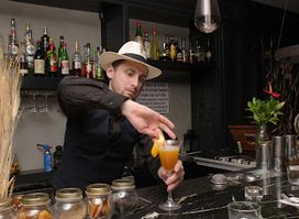 ultra cocktail bar