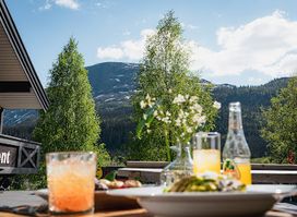Kroken Bar & Bistro