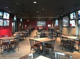 Legends Patio Grill and Bar - Aksarben
