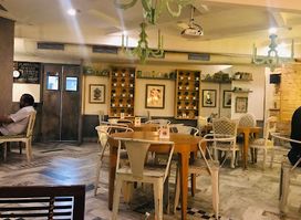 Branch kitchen and bar