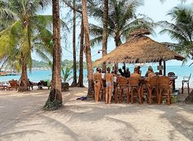 Palm Beach Beach Bar