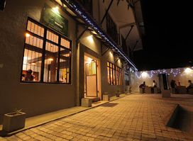 The HR Pub, Hedeniya (FKA මචං හෑදෙනිය)