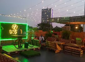HYPE BAR