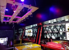 Monarch Bar