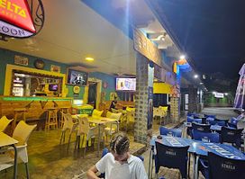 Saloon Snack Bar
