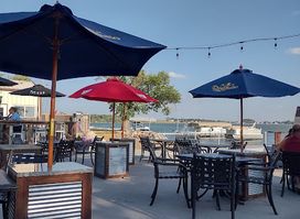 The Broadwater Bar