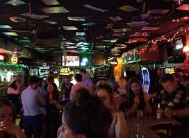 Top Hat Bar & Lounge