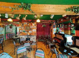 Elliotts Traditional Irish Bar