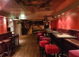 Ophelia Bar Diner Club