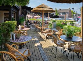 Brasserie De IJsboetiek