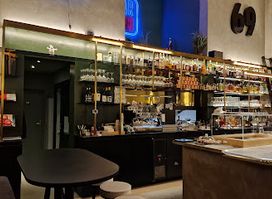BAR UNO