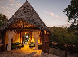 Sable Mountain Lodge | A Tent with a View Safaris