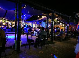 Z garden Bar