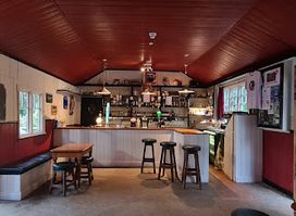 Ahakista Bar