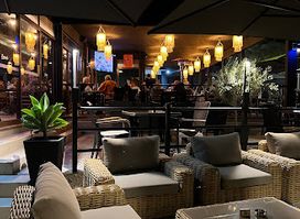 Legends Lounge Bar
