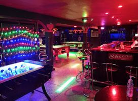 Cheers Bar