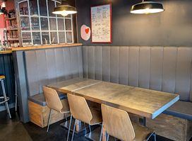 Mama's Streetfood Bar