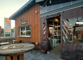 Corral Tap Room & Food Carts