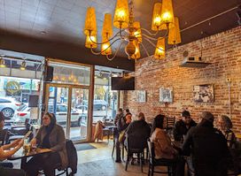 64 Taphouse & Bar