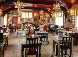 Cosy Club
