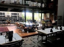 The Avenue Lounge Bar