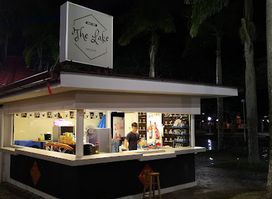 The Lake Cafe & Bar