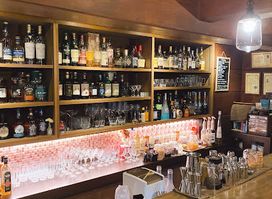 Kyoto-style Townhouse BAR Lapin