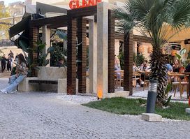 Glenn Cocktails & Dinner