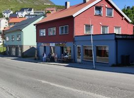 KOS Kitchen and Small Shop