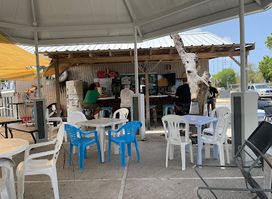 Isla Nena Crabwalk Cafe