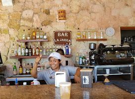 La Jarra Bar