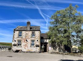 The Royal Oak | Peak District