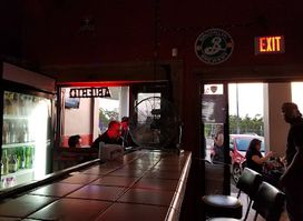Lucky Irish Pub