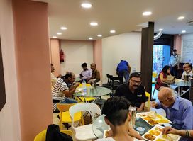 Executive Lounge