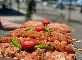 ÖZER USTA ET KÖFTE BALIK