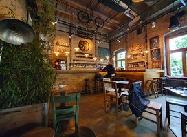 Đura Cafe Bar