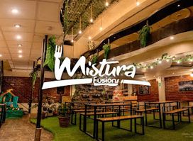 MISTURA KARAOKE & RESTOBAR