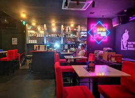 K studio Bar