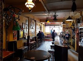 Bar Fringe