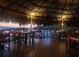 Tinto Bar Y Cocina Restaurant