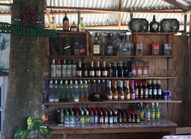 Dymond Lawn Bar & Grill