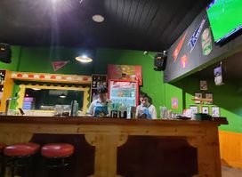 Moes Bar Scz