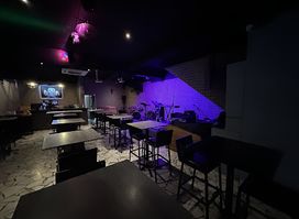 THE HEIGHT'S BISTRO