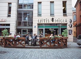 Kafejnīca, bārs Ezītis miglā