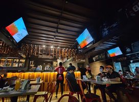 Skinny Mike's Bar & Restaurant