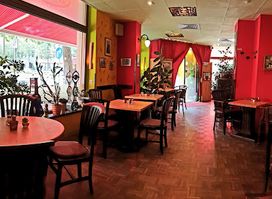 La Cosita Restaurant & Bar